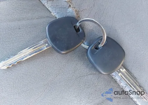 2004 Toyota Sequoia Limited V8 z USA, uszkodzony, nr VIN 5TDBT48A64S210352